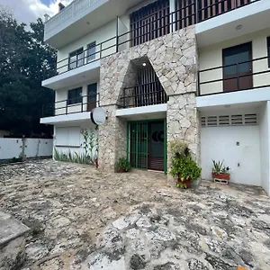 3* Hotel Arco Maya